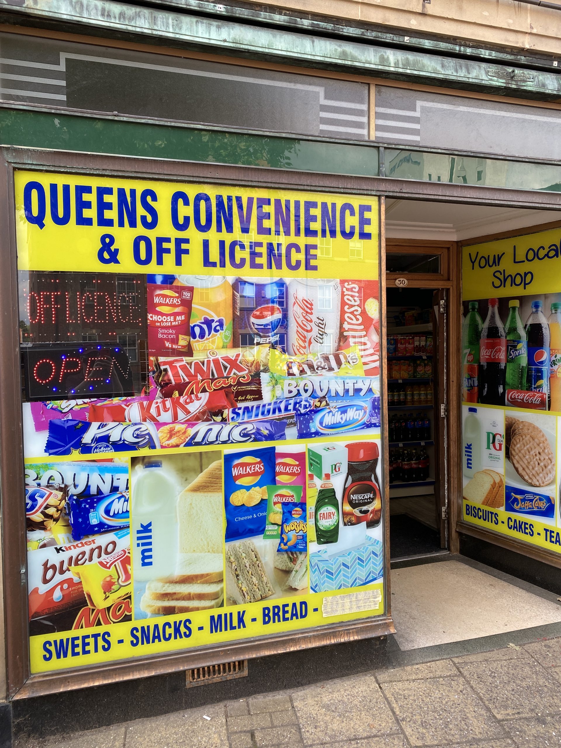 Queens Convenience and Off License